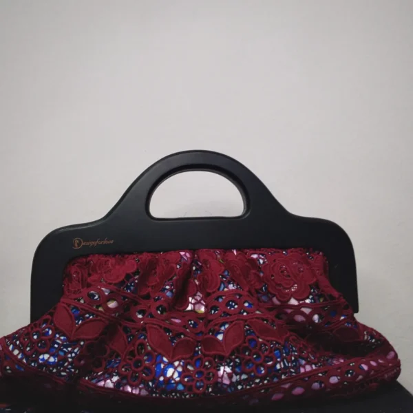 Ibukun Clutch