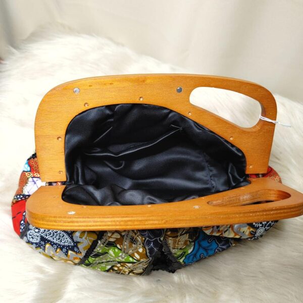 Asampete Multicolored Seam Beach Bag in style - Image 2