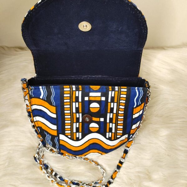 Obioma Multicoloured Single Chain Seam Wethmor Beach Bag in style - Image 2