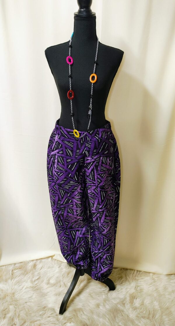 Ladies purple pants with pockets & elastic legs